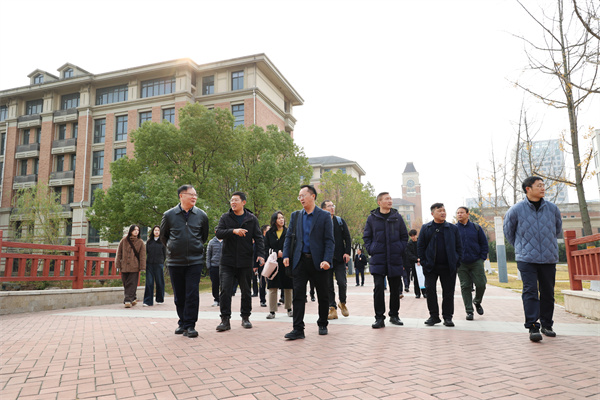 四川省民办教育协会莅临合肥七中考察交流(图4) 四川省民办教育协会莅临合肥七中考察交流(图4)