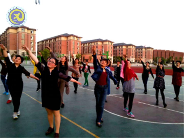 炫出校园风采 舞出七中美丽(图1)