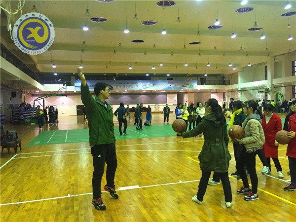 体验篮球魅力 重视全面发展(图6)