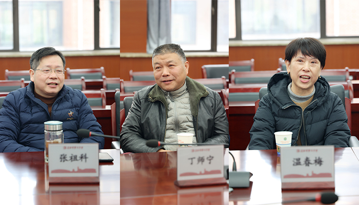 三位退休老师.jpg 三位退休老师.jpg