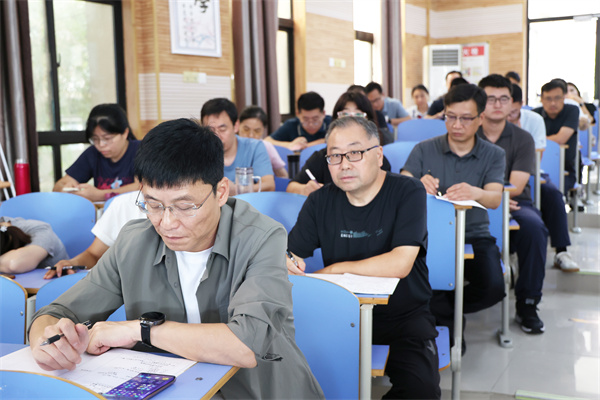 数学学科:校际联动促发展,交流互鉴谱新篇(图6) 数学学科:校际联动促发展,交流互鉴谱新篇(图6)