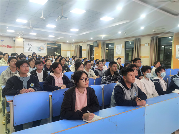 合肥七中高二年级部成功召开心理委员工作会议(图2)