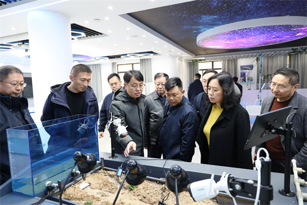 四川省民办教育协会莅临合肥七中考察交流(图2) 四川省民办教育协会莅临合肥七中考察交流(图2)